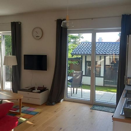 Im Bademantel An Den Strand Mit Terrasse Eckernförde Exterior foto
